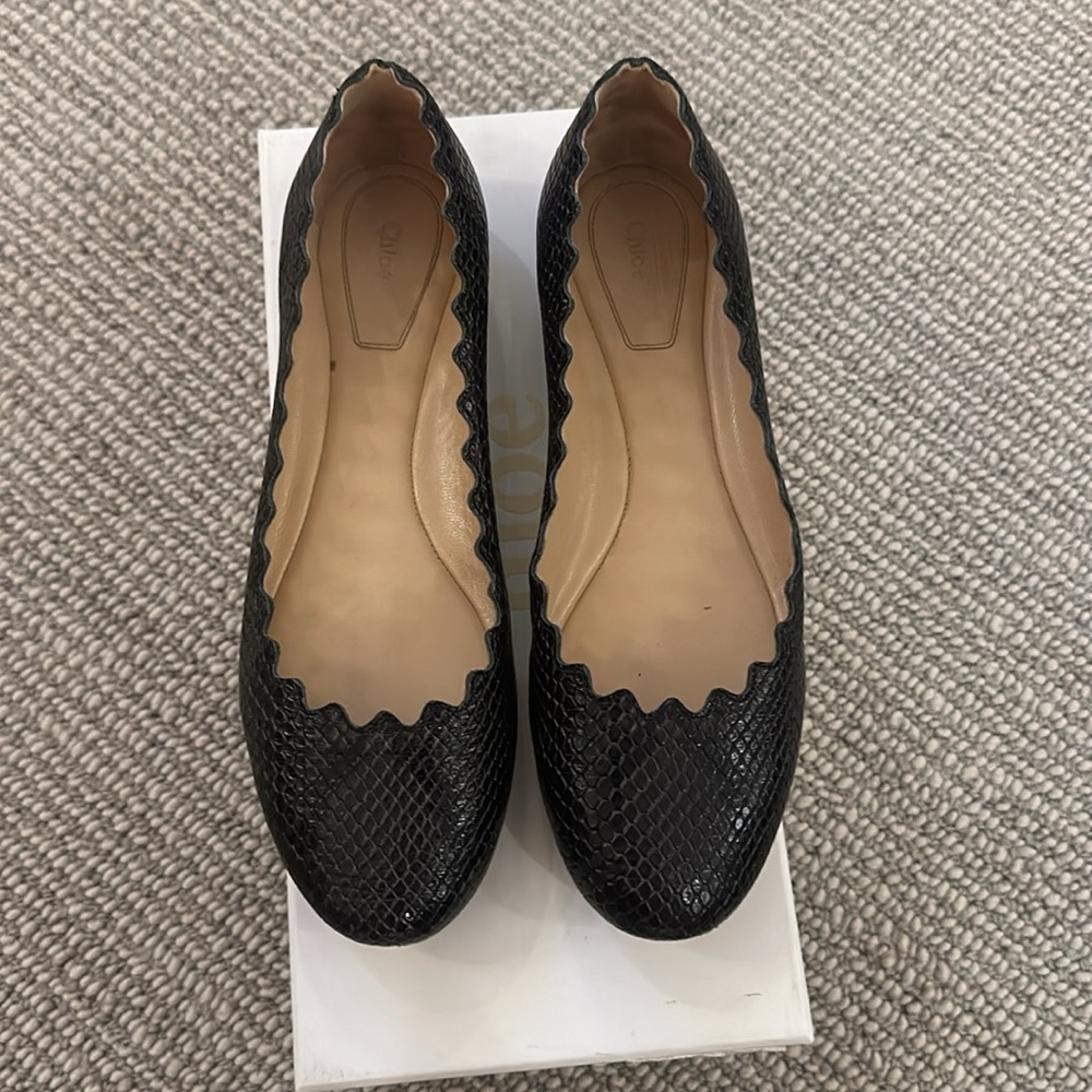 Chloe charcoal black scalloped flats women’s size 36.5